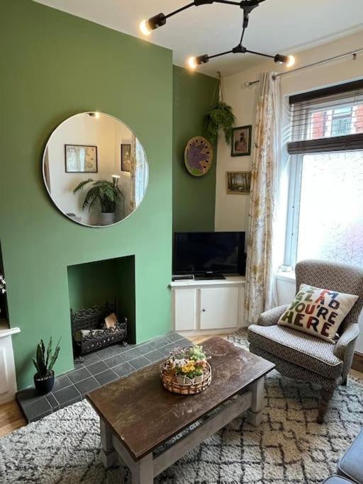 Just The Splott! Sleeps 6, 8 Mins To Stadium. Cardiff Exterior foto